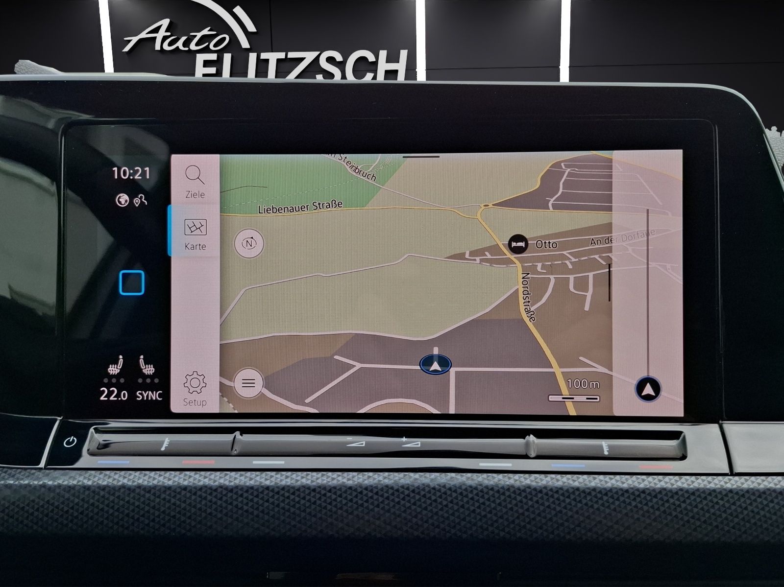 Fahrzeugabbildung Volkswagen Golf VIII eTSI United DSG LED Navi AID ACC RFK S