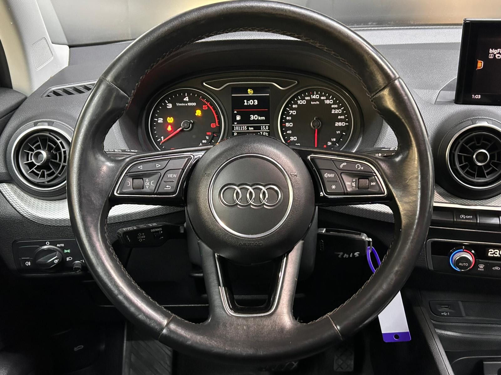 Fahrzeugabbildung Audi Q2 35d Quatt S-Tr. LED+KLIMAUT+HIFI+APS+DAB+ACC+