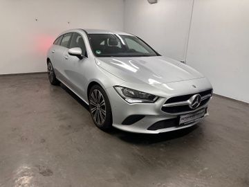 Mercedes CLA 200 Shooting Brake - 3