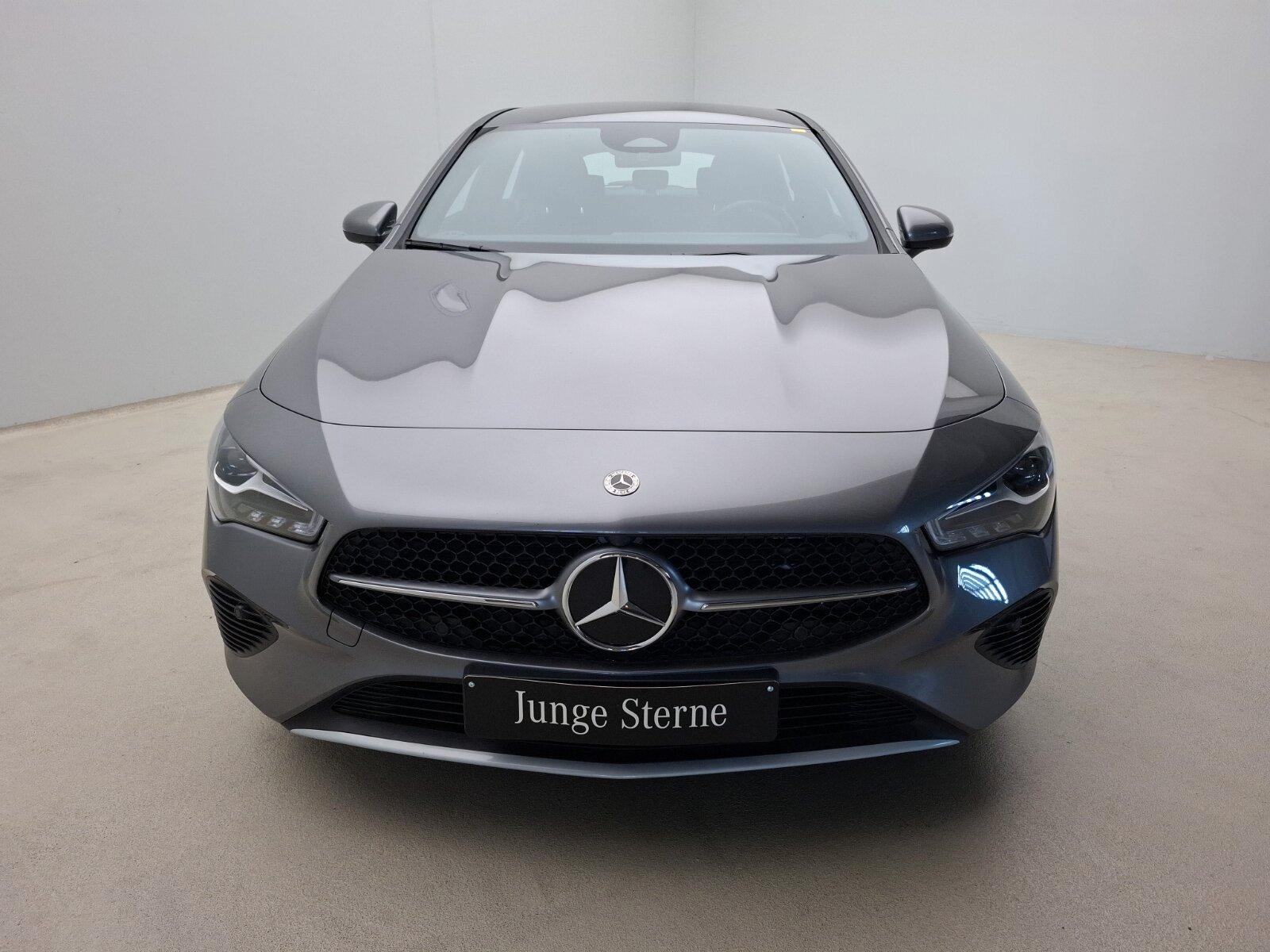 Mercedes-Benz CLA 180 SB Navi/Autom./Klima/LED