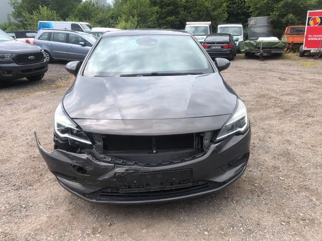 Opel Astra K Lim. 5-trg. Edition Unfallschaden