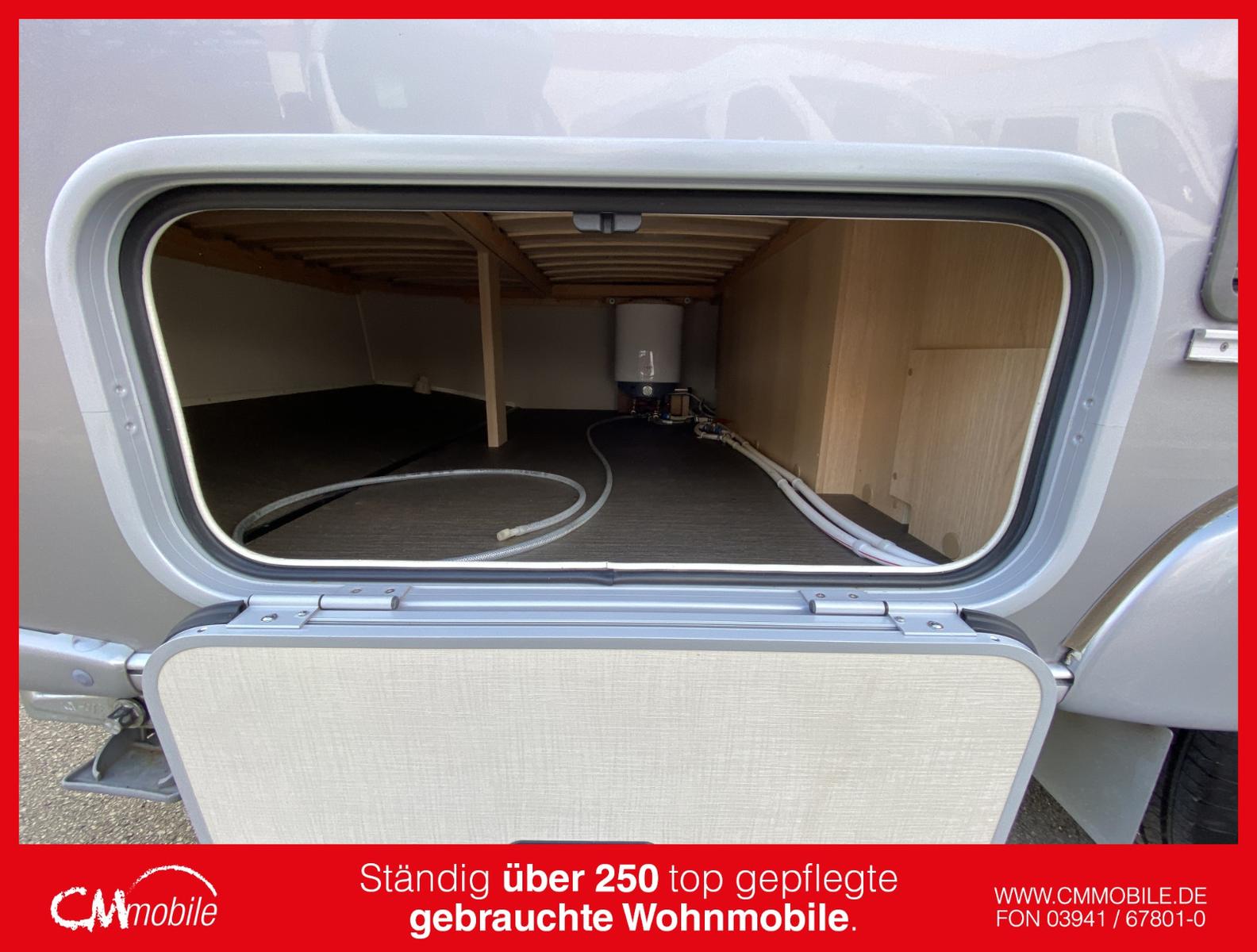 HYMER / ERIBA / HYMERCAR Touring 430 - Aufstelldach - Festbett -