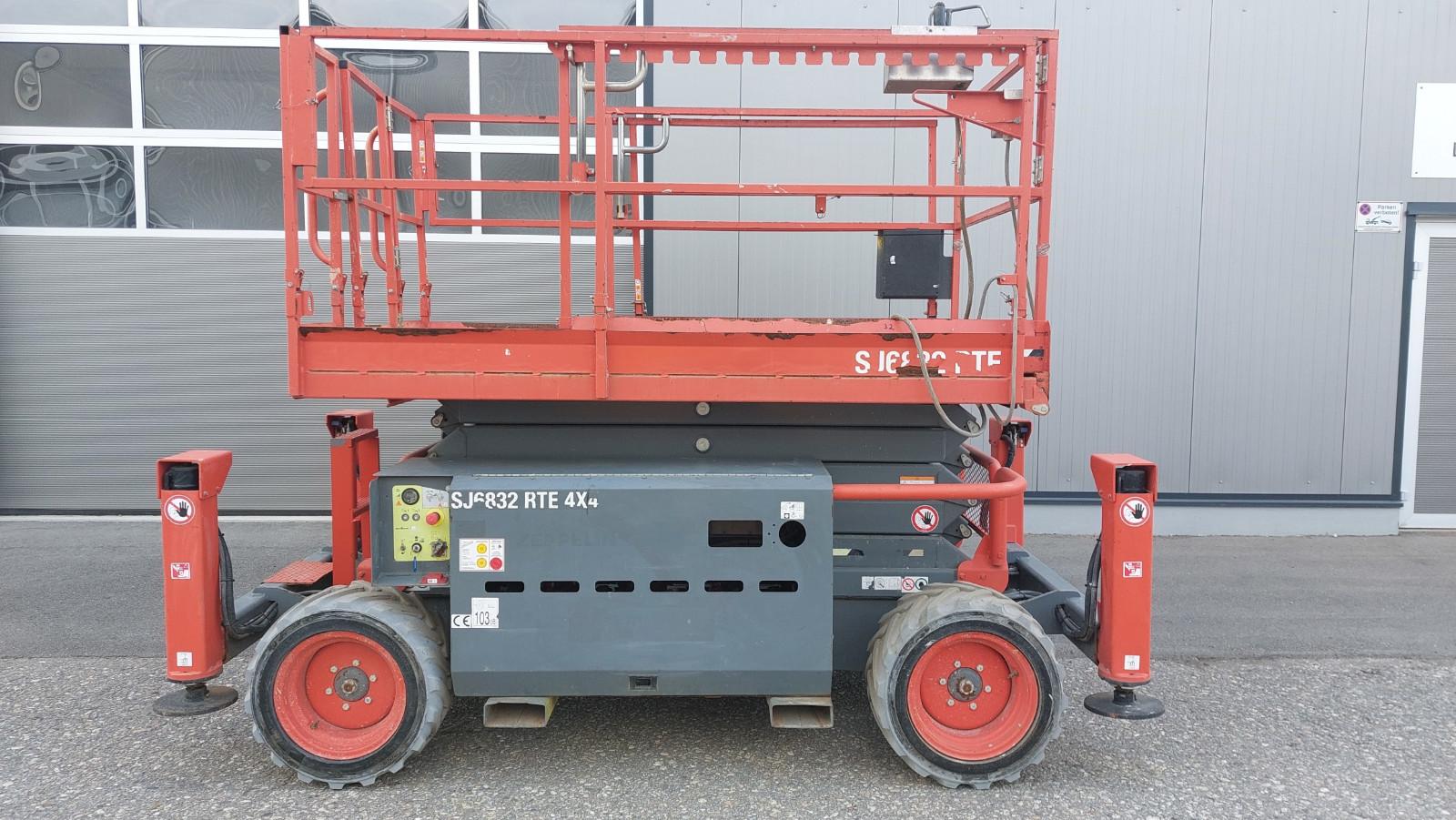 Andere Skyjack SJ6832RTE 4x4 / new Battery price 11900€