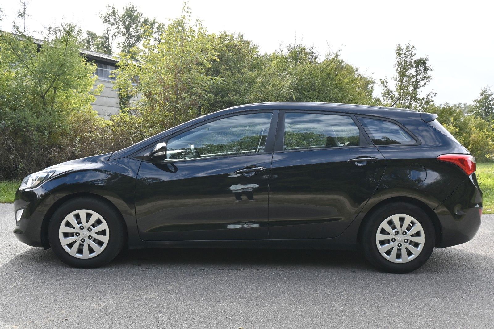 Fahrzeugabbildung Hyundai i30 CW (GDH) 1.6 CRDi DPF, Trend blue*Mietkauf