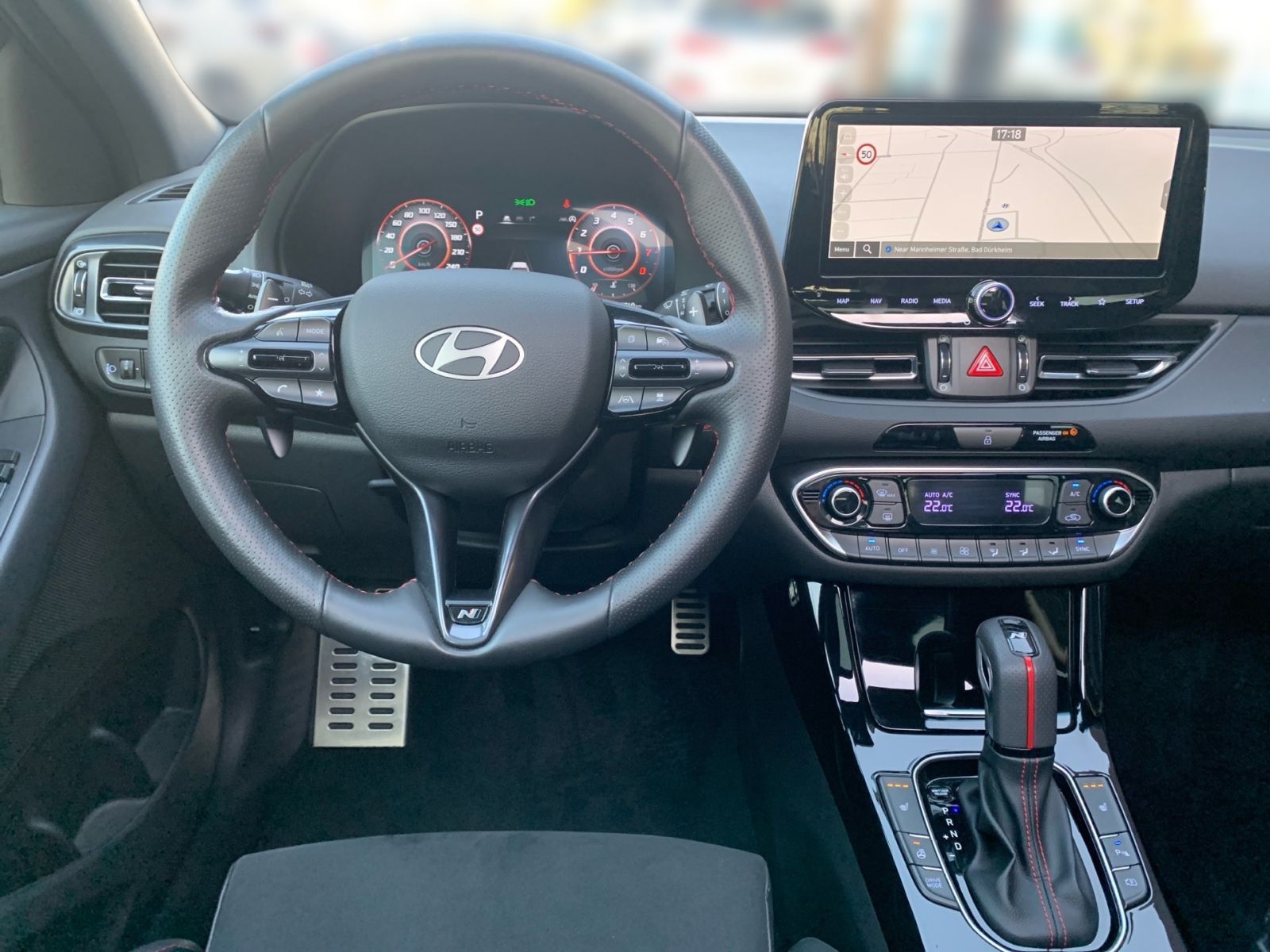 Fahrzeugabbildung Hyundai i30 1.5 T-GDI N Line 7-DCT Mild-Hybrid PanDach S