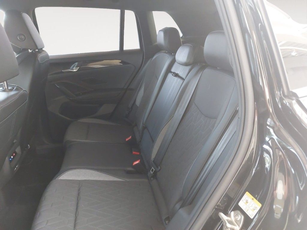 Fahrzeugabbildung Volkswagen Tiguan 1.5 eTSI DSG GOAL IQ.LIGHT