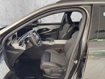 Peugeot 5008 1.2 145 A llure Kam.+KeyLess+LED+SHZ+PDC