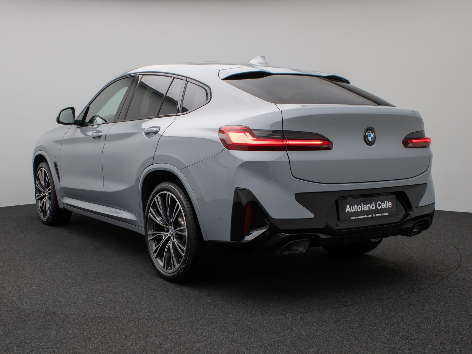 Fahrzeugabbildung BMW X4 xD30d M Sport Laser Panorama 360°HUD DAB HiFi