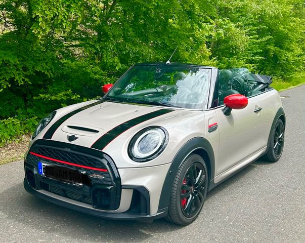 MINI John Cooper Works Cabrio JCW Cabrio Classic ...