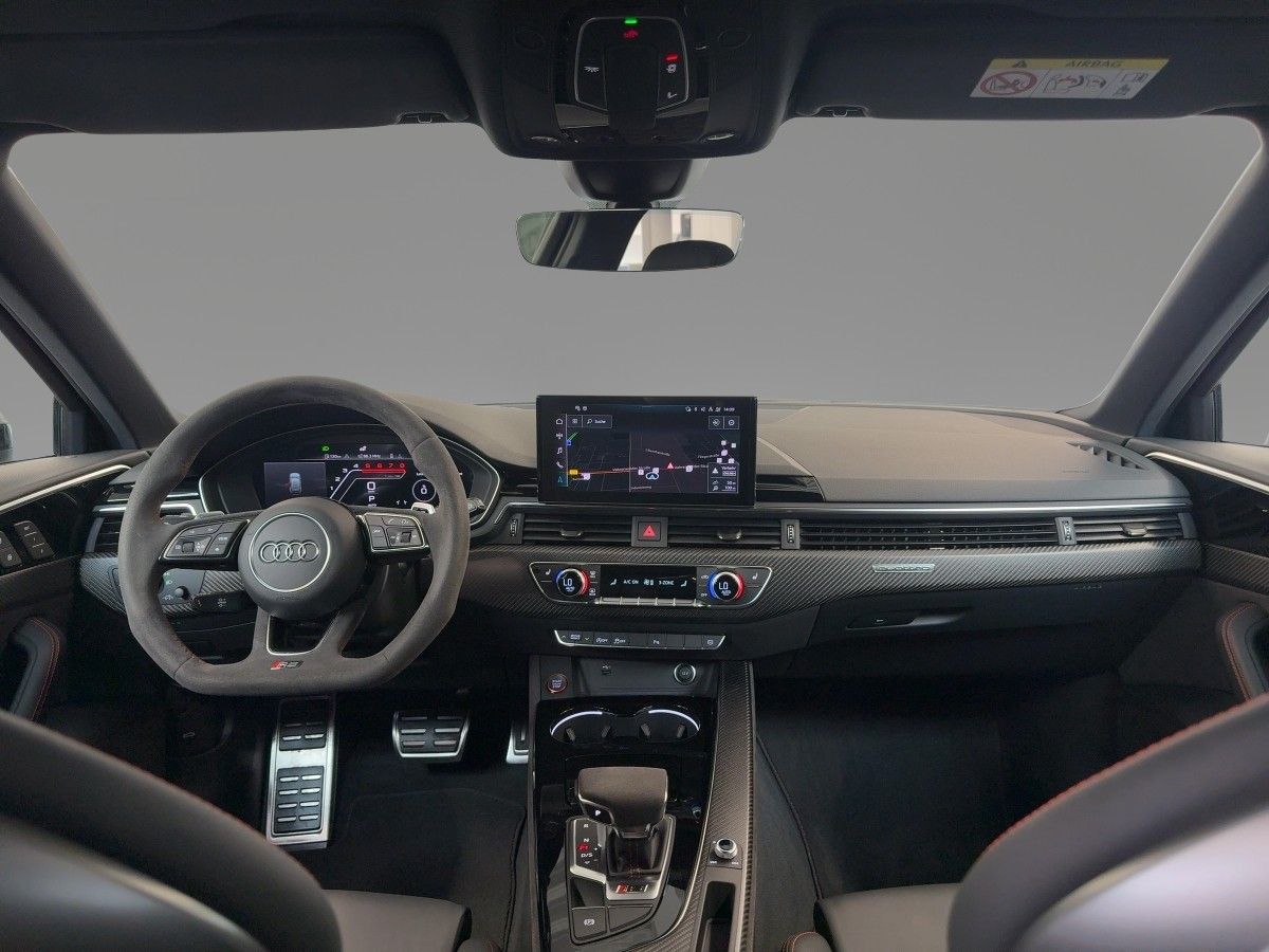 Audi RS4 - Bild 10