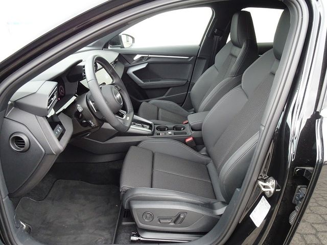 A3 Sportback 35 TFSI S Line / advanced / Matrix