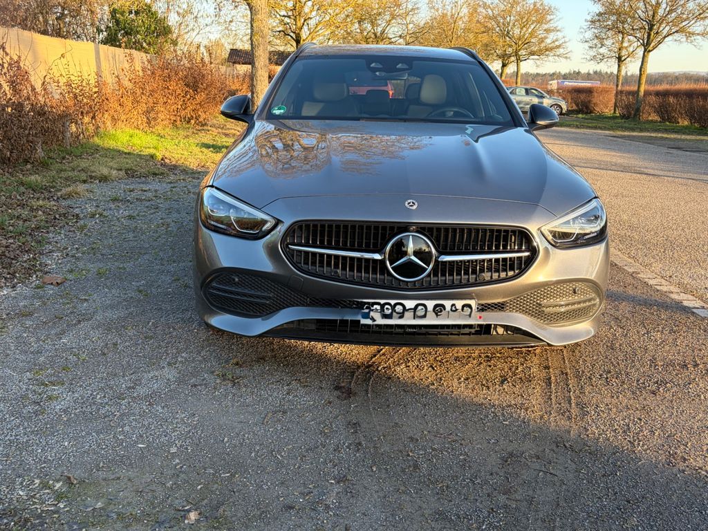 Mercedes-Benz C 220