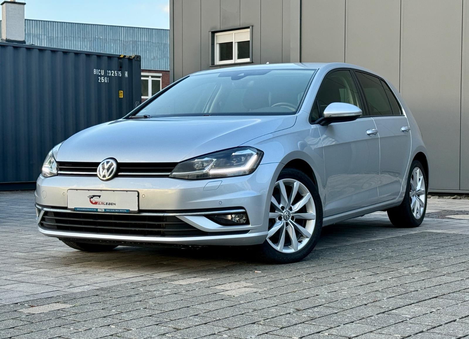 Volkswagen Golf VII 1.5 Highline LED/KEYLESS/DYNAUDIO/NAVI
