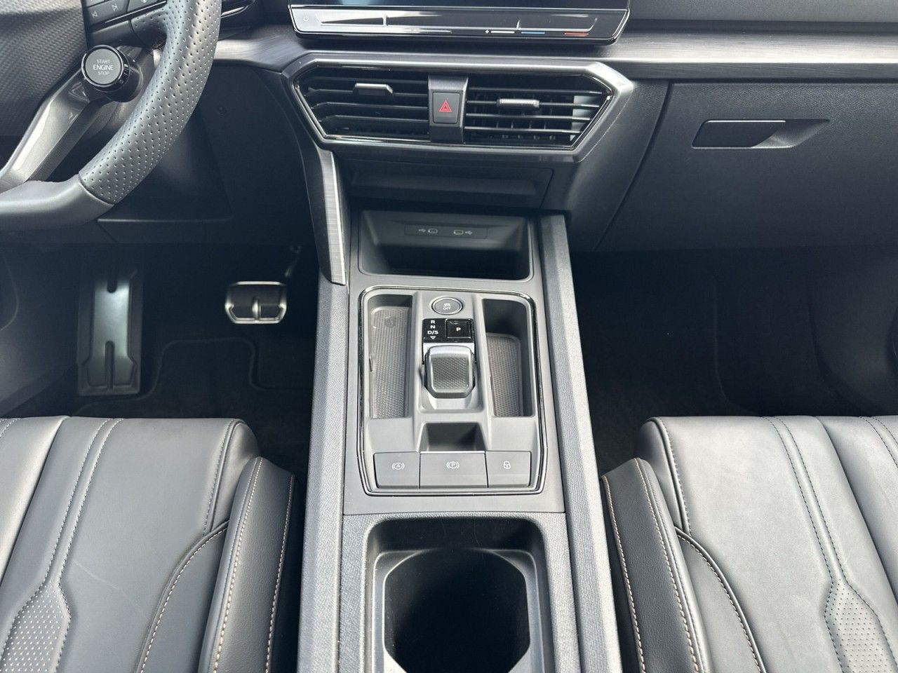 Fahrzeugabbildung CUPRA Formentor VZ5 Enceladus Grey Edition 4Drive
