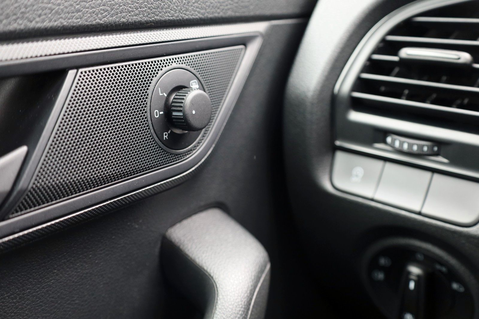 Fahrzeugabbildung SKODA Fabia Cool Plus Klima,SR+WR,LM-Felgen