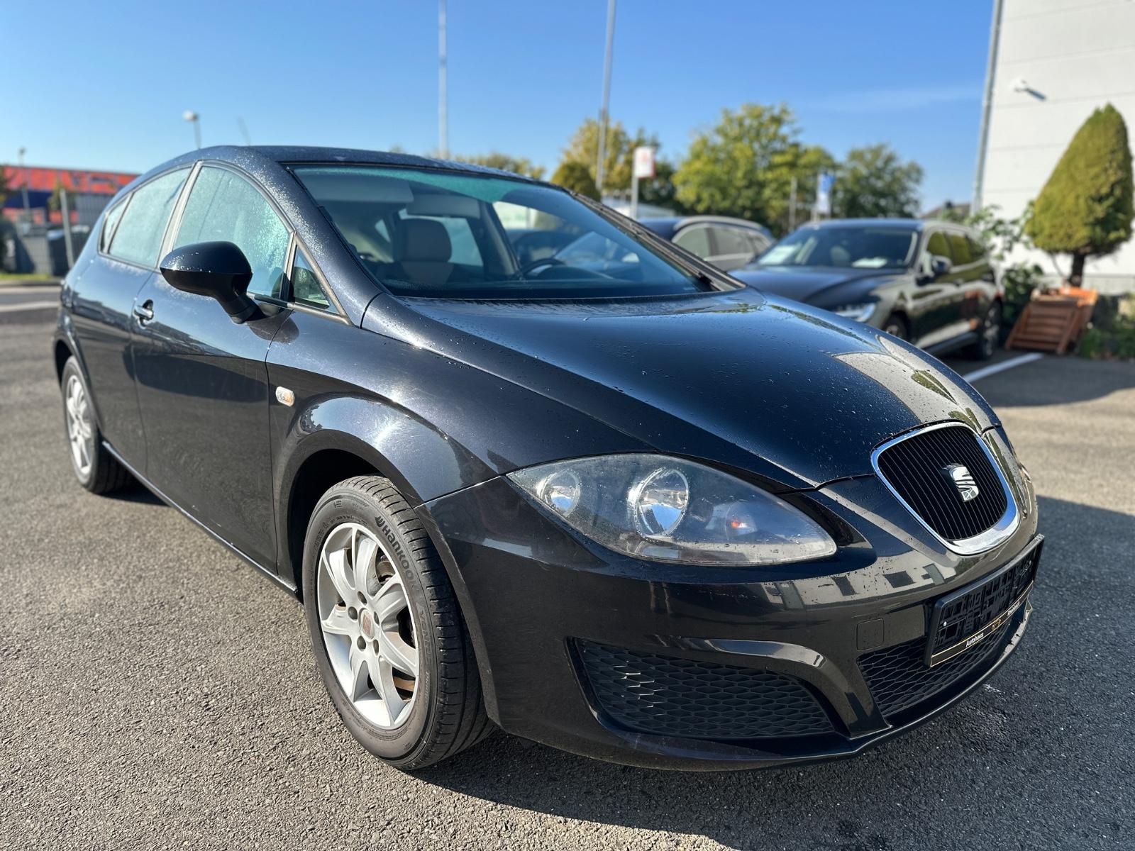 Seat Leon 1,6  Klima-Inspektion Neu-Bremsen Neu