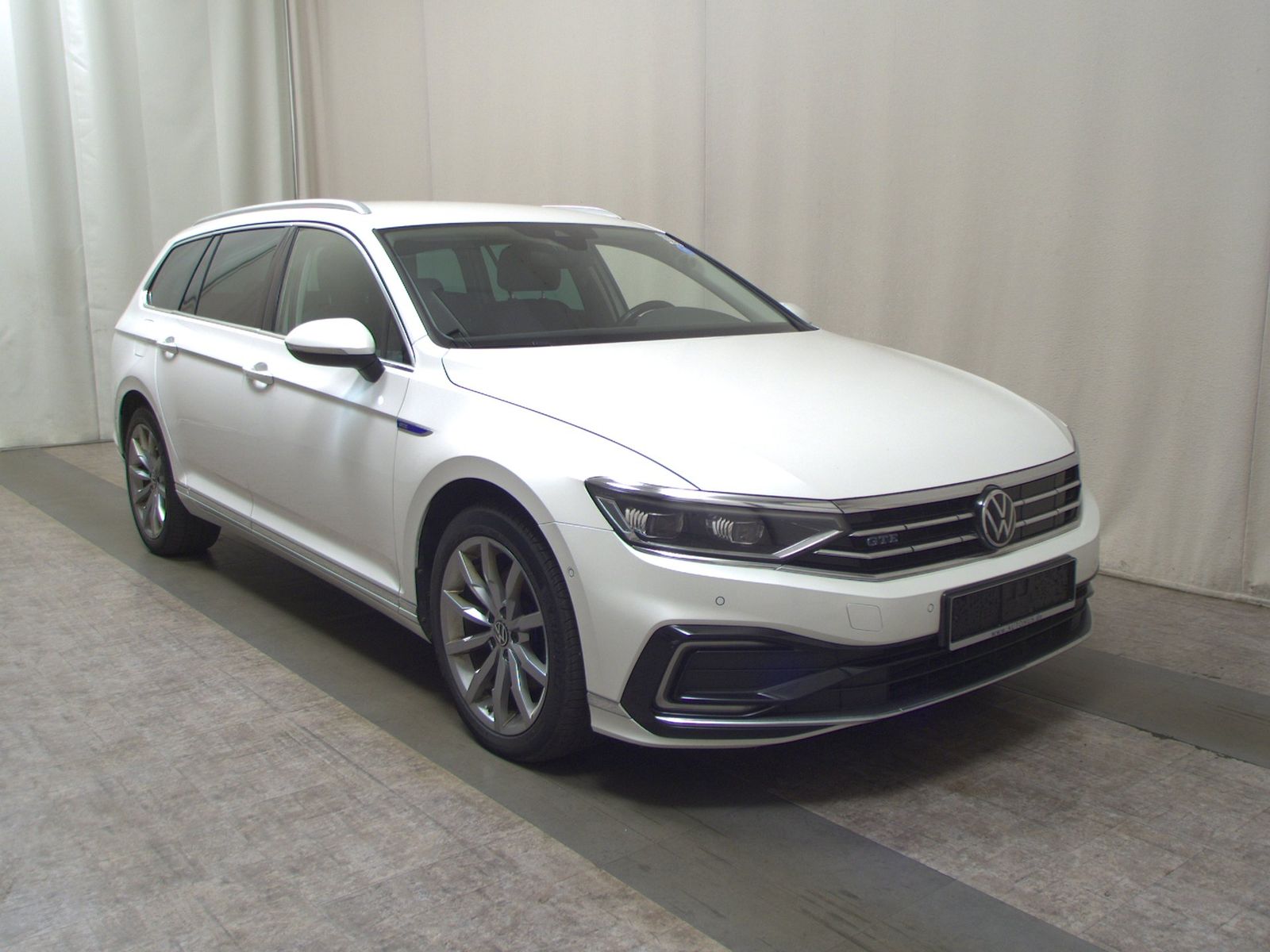 Volkswagen Passat Var. GTE 1.4 TSI Navi IQ.Light AID AHK imagem 3