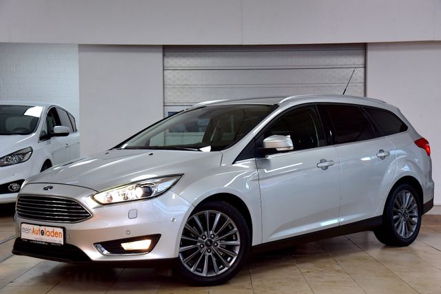 Ford Focus 1,5 EB Autom. Titanium *LEDER*NAVI*XENON*