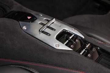 2021 Ferrari SF90 缩略图 11