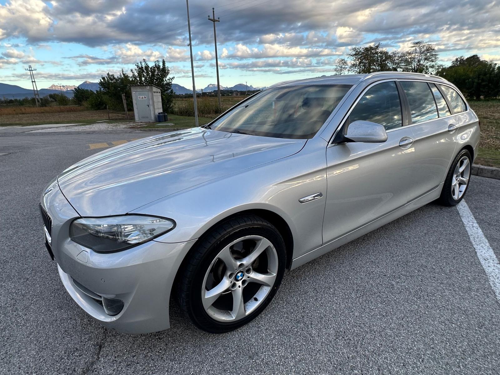 BMW 520 2011 — photo 8