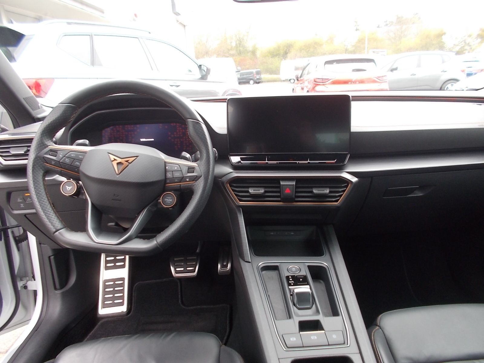 Fahrzeugabbildung CUPRA Leon Sportstourer VZ 2.0 TSI (310 PS) 4Drive DSG