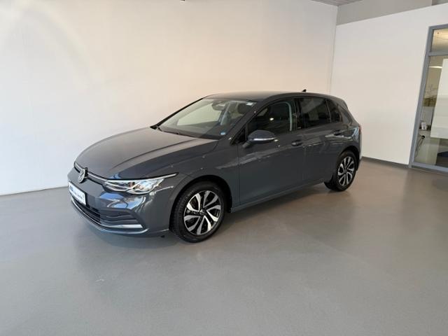 Volkswagen Golf 1.5 TSI Life Active | AHK | Navi | ACC