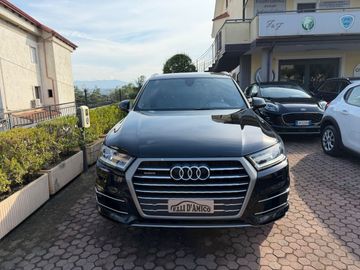 Audi Q7 - 2