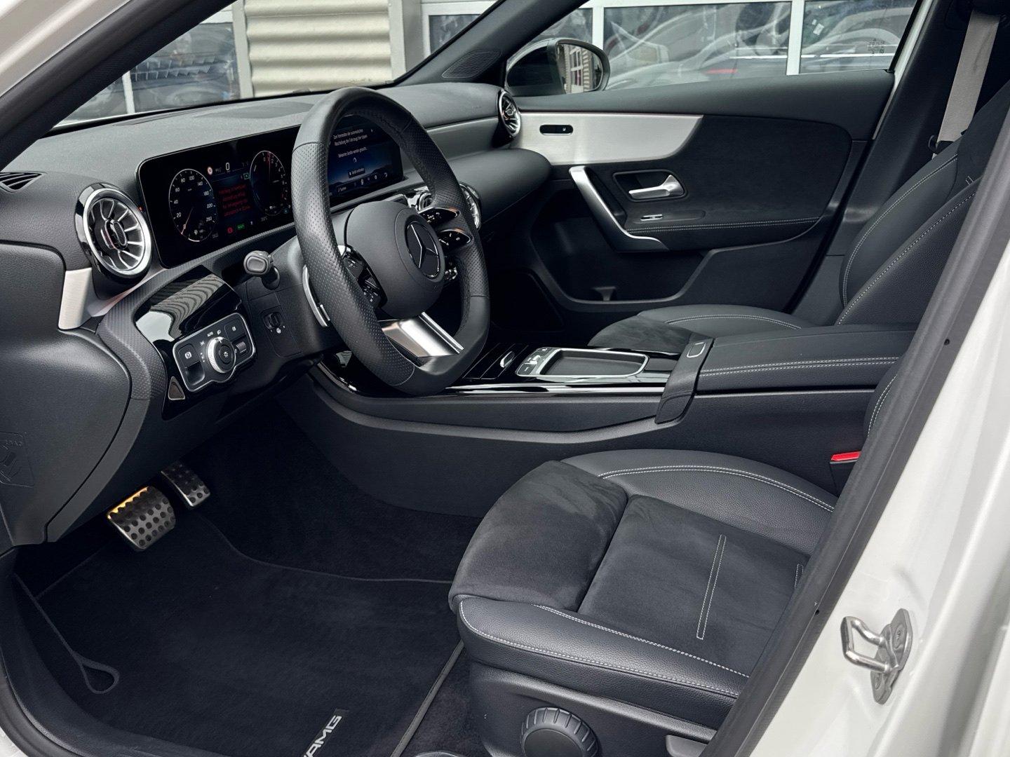 Mercedes-Benz A 250 e AMG Advanced Plus Ambiente Kamera AHK