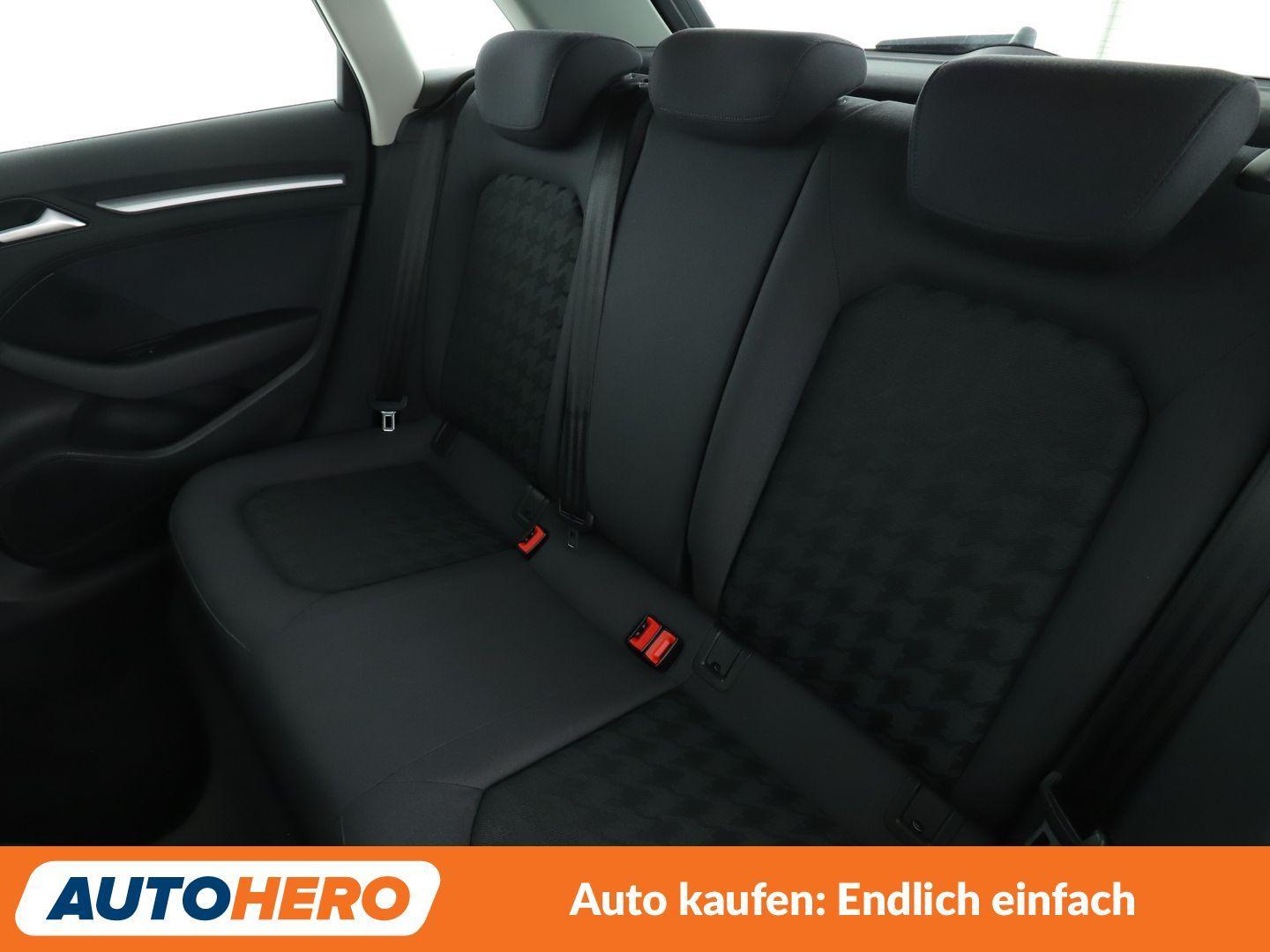 Audi A3 Sportback 1.4 TFSI Attraction Aut.*PDC*SHZ*