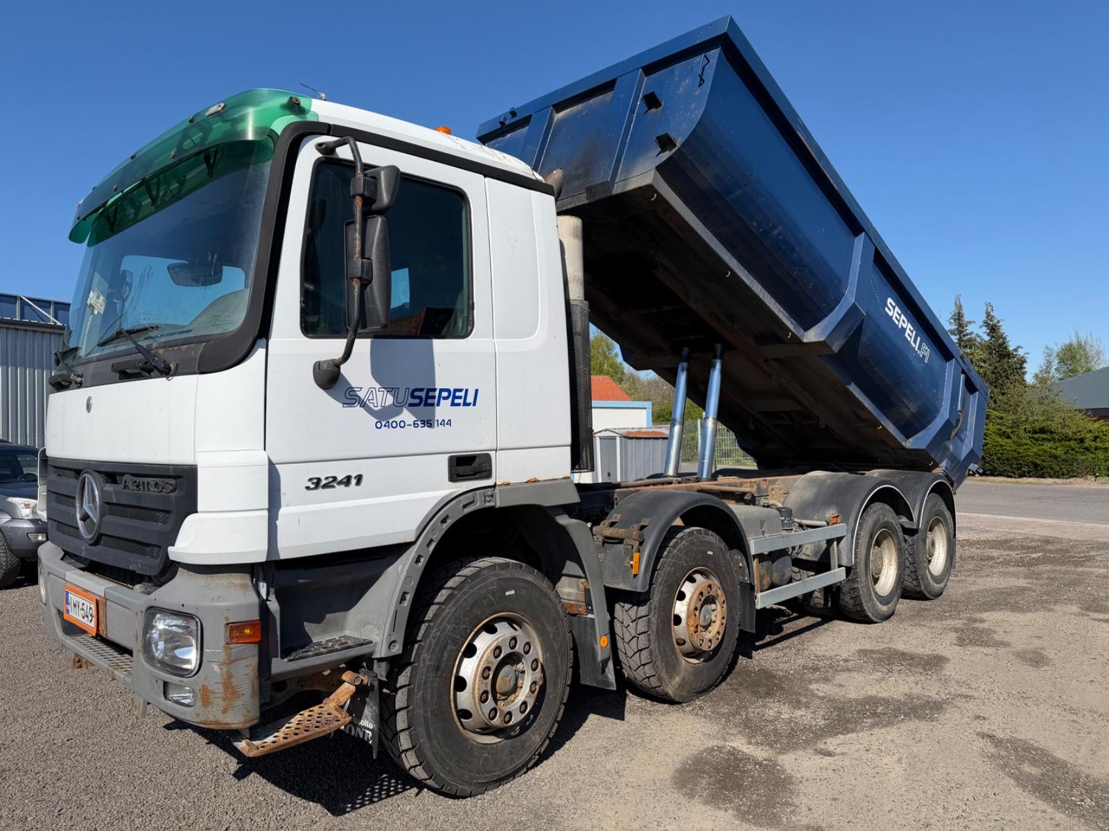 Mercedes-Benz Actros 3241 8x4 mp2 eps 3 pedals full steel
