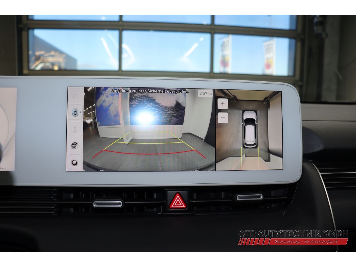 Fahrzeugabbildung Hyundai IONIQ 5 77,4 kWh 4WD SOH 98,6% UNIQ +Relax +20-Z