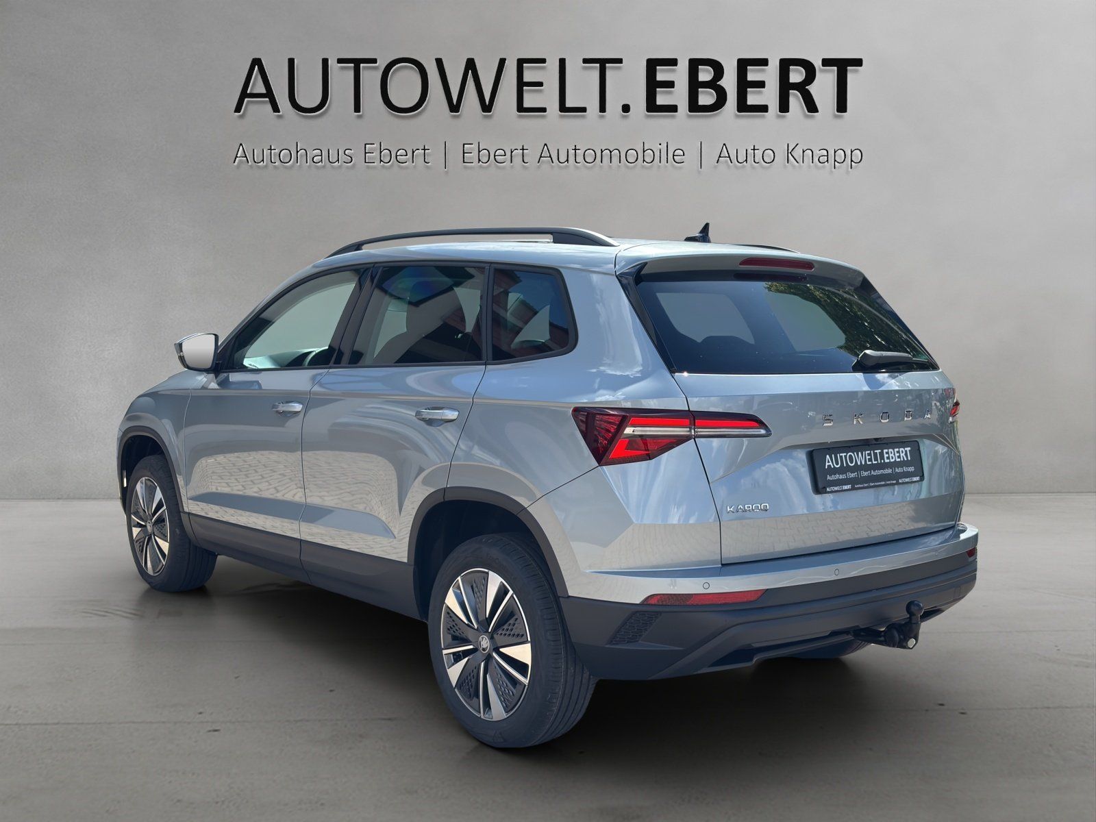 Fahrzeugabbildung SKODA Karoq Balance 1,5 TSI DSG ACC+AHK+MATRIX+KAMERA