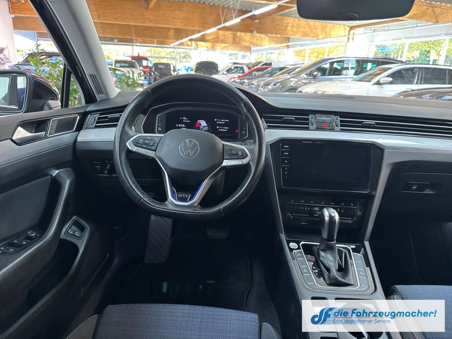 Fahrzeugabbildung Volkswagen Passat Variant GTE Navi Digitales Cockpit Massag