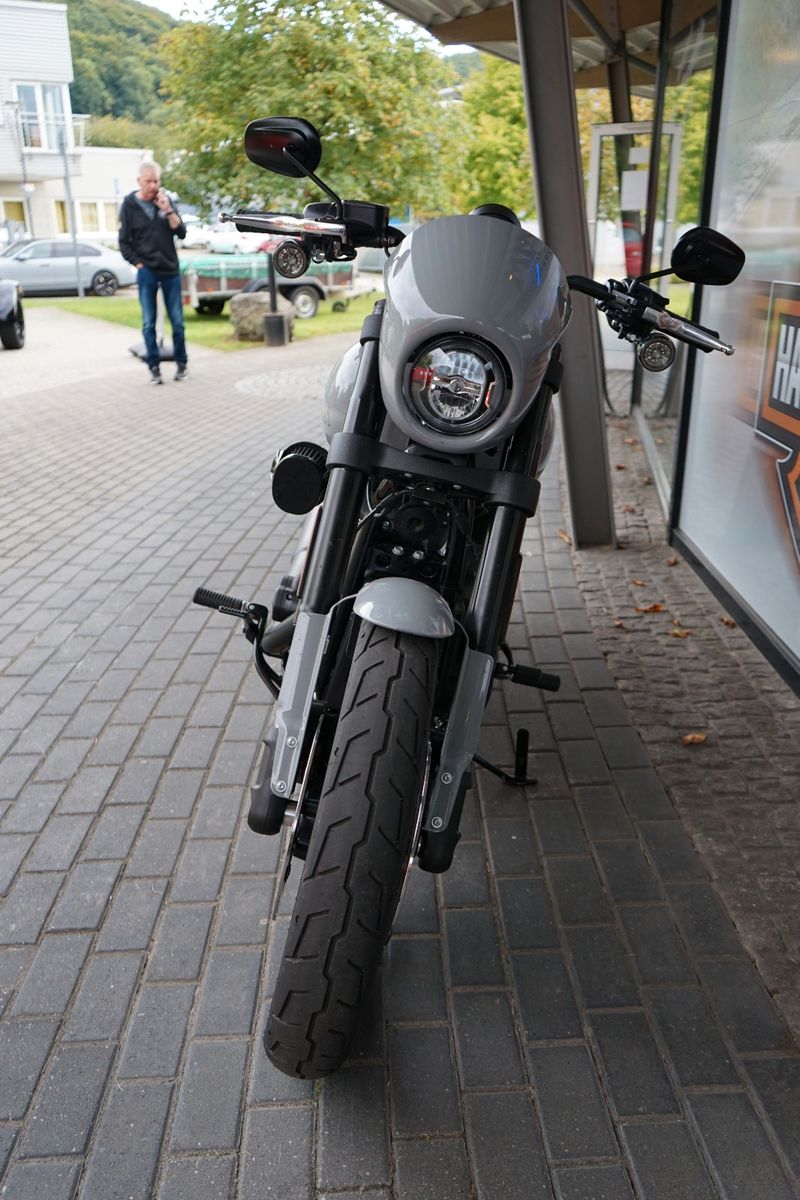 Fahrzeugabbildung Harley-Davidson Low Rider S - MY25 117 - High Output- Vorführer