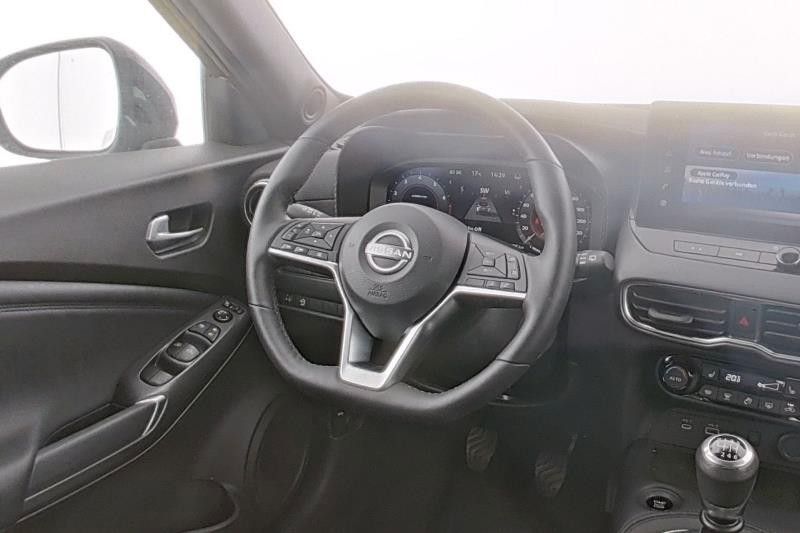 Fahrzeugabbildung Nissan Juke 1,0 N-Connecta Benzin | WP | Navi