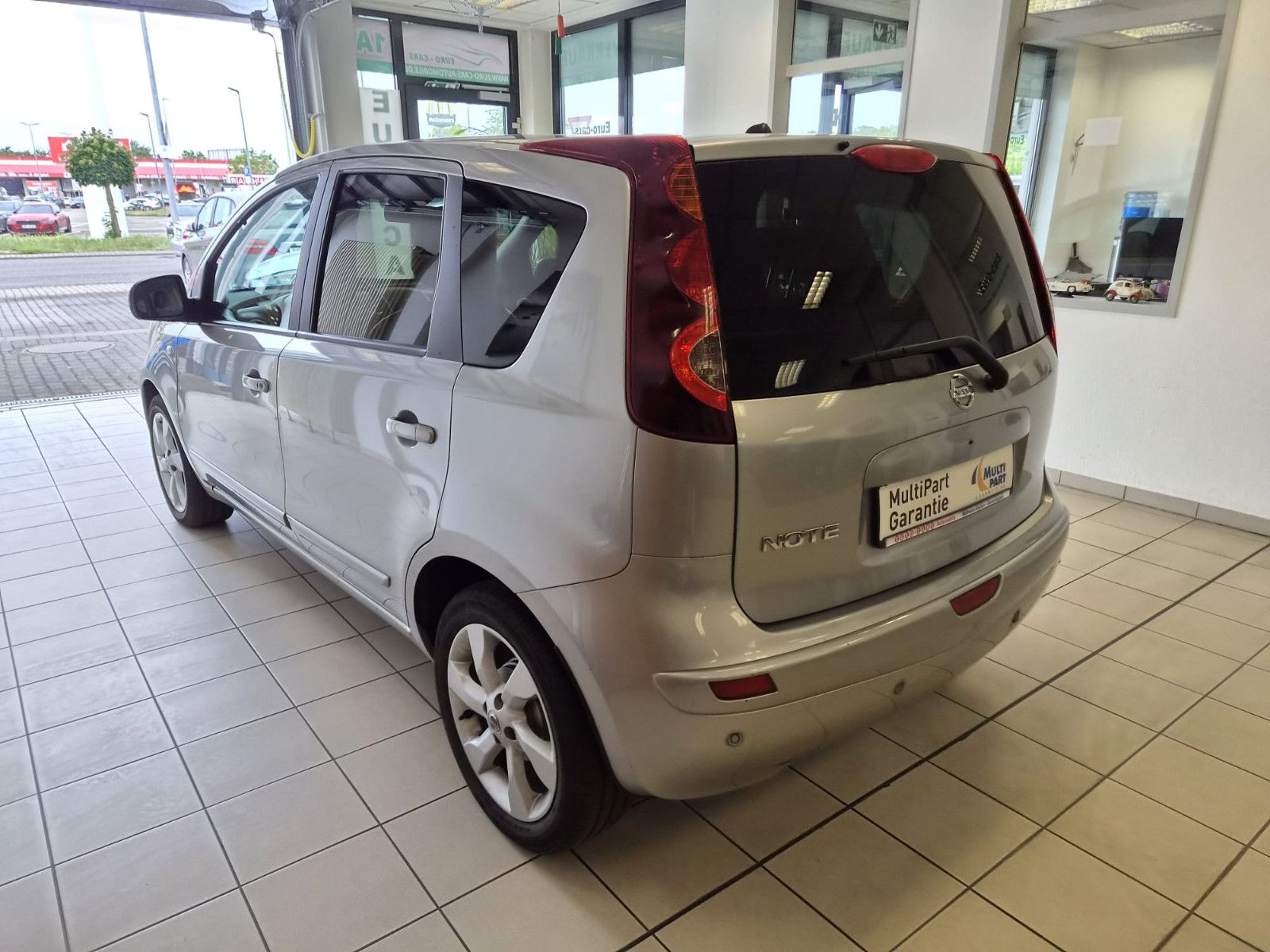 Fahrzeugabbildung Nissan Note Tekna / KLIMA / NUR 63 TKM
