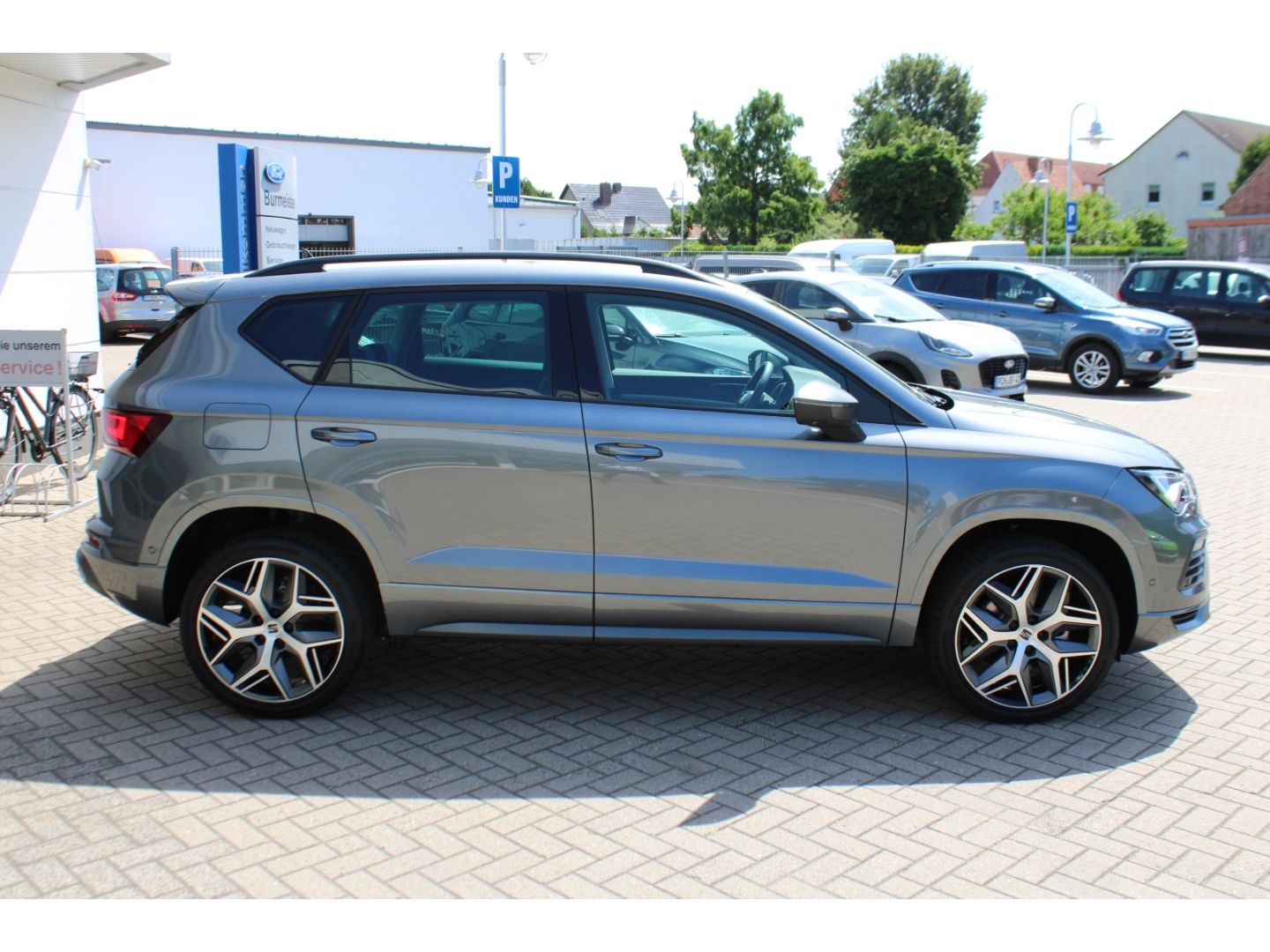 Fahrzeugabbildung SEAT Ateca 1.5 TSi FR ACC LED PDC RFK el. AHK Navi DA