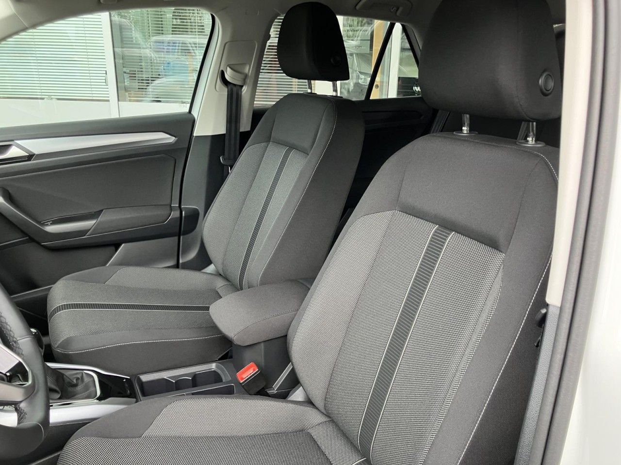 Volkswagen T-Roc - Bild 6