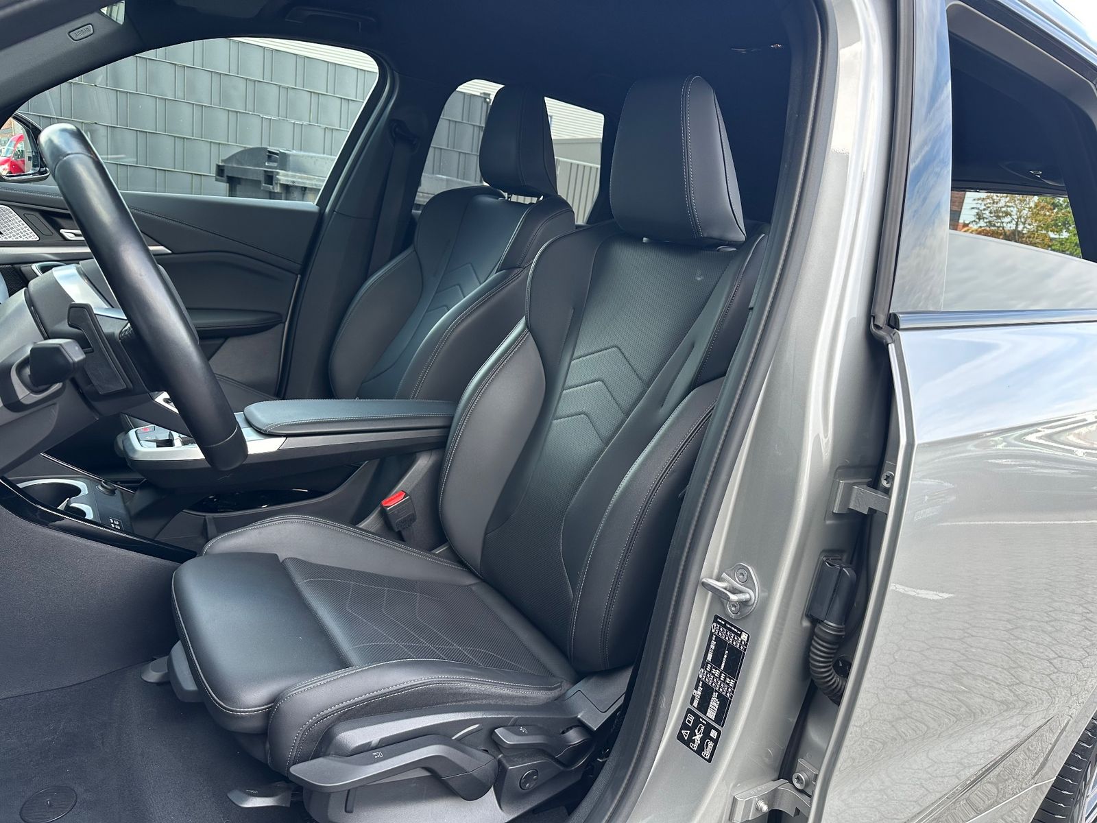 Fahrzeugabbildung BMW X1 xDrive20d M-Sport NAV+LED+HUD+H&K+ACC+360°