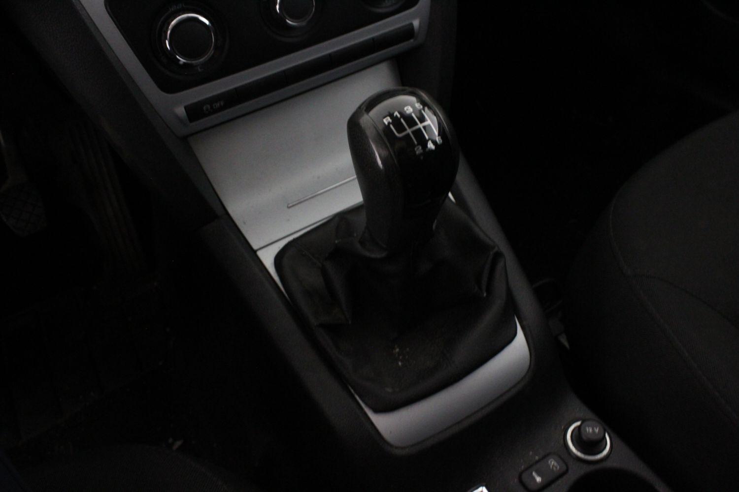 Skoda Octavia 2009 — фото 14