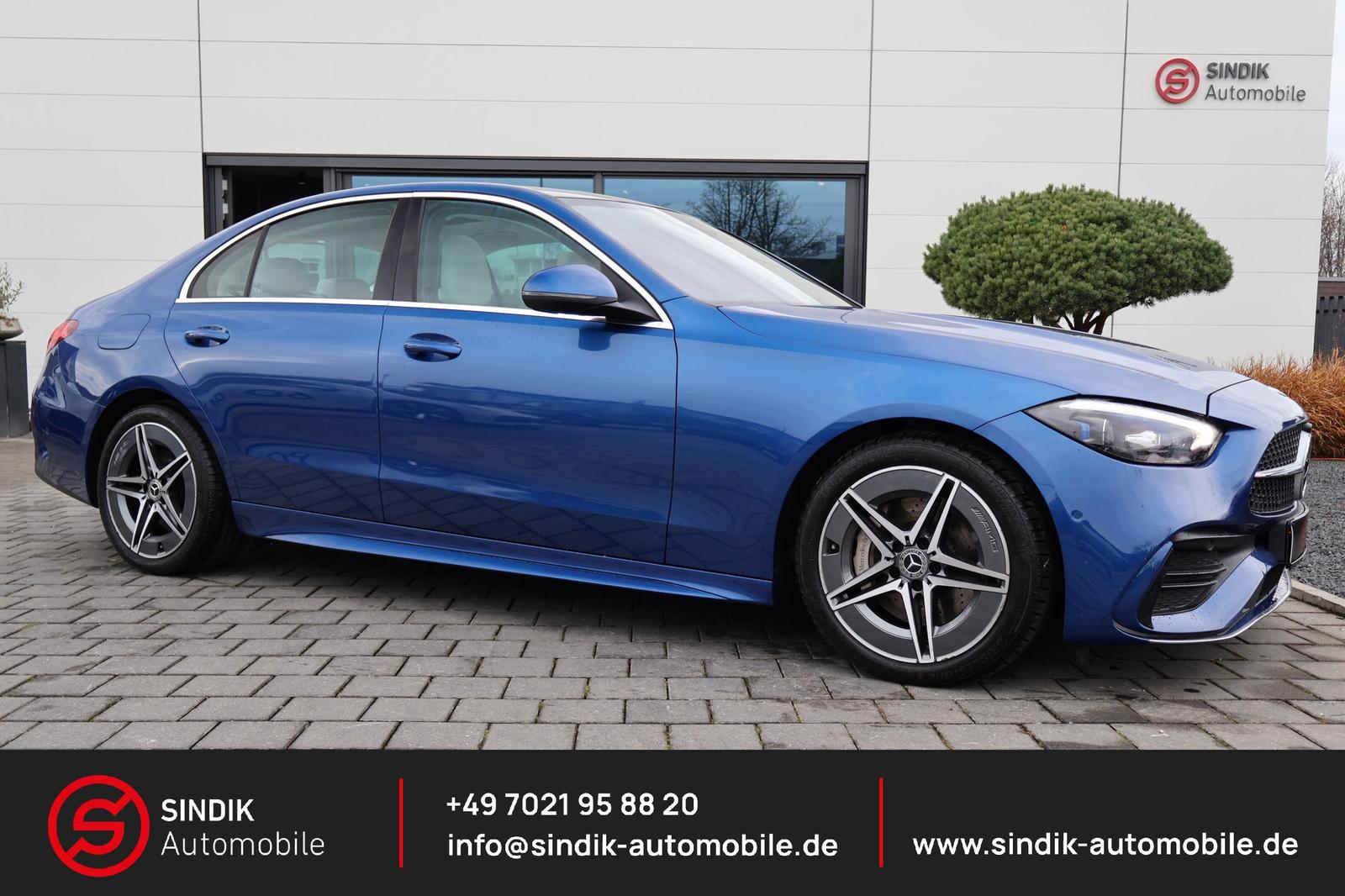 Mercedes-Benz C 300 dAMG-HeadUp-Pano-Distronic-AHK-Kamera