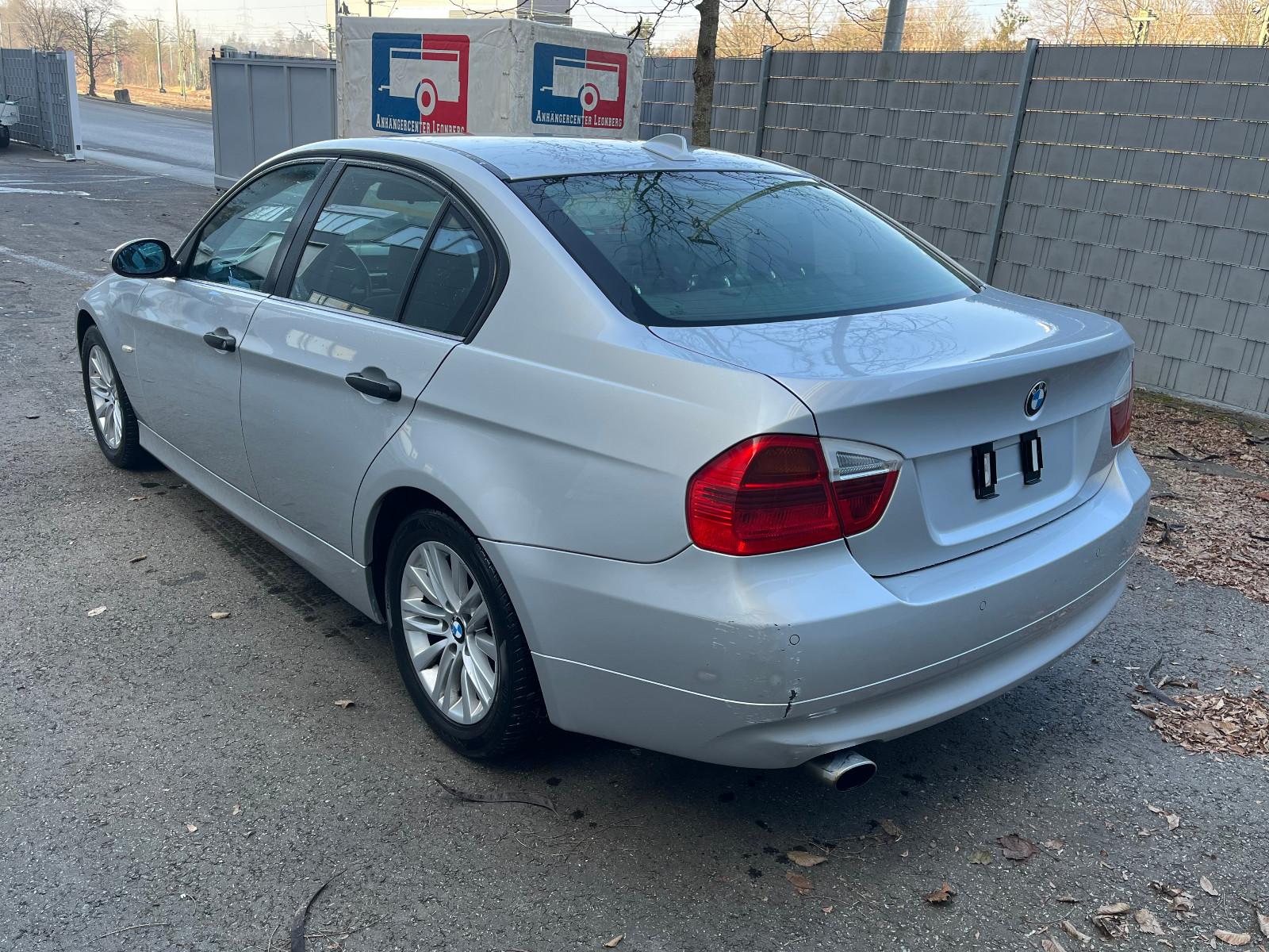 BMW 318 3 Limousine 318i*KLIMA*PDC*AUTOMATIK