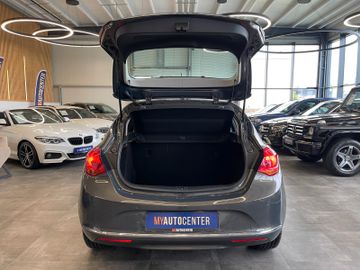 MYAUTOCENTER – Gebraucht- und Jahreswagen mit Werkstattservice in Pfaffenhofen Opel Astra J Lim. 5-trg. Selection *Klima*Navi*SHZ*