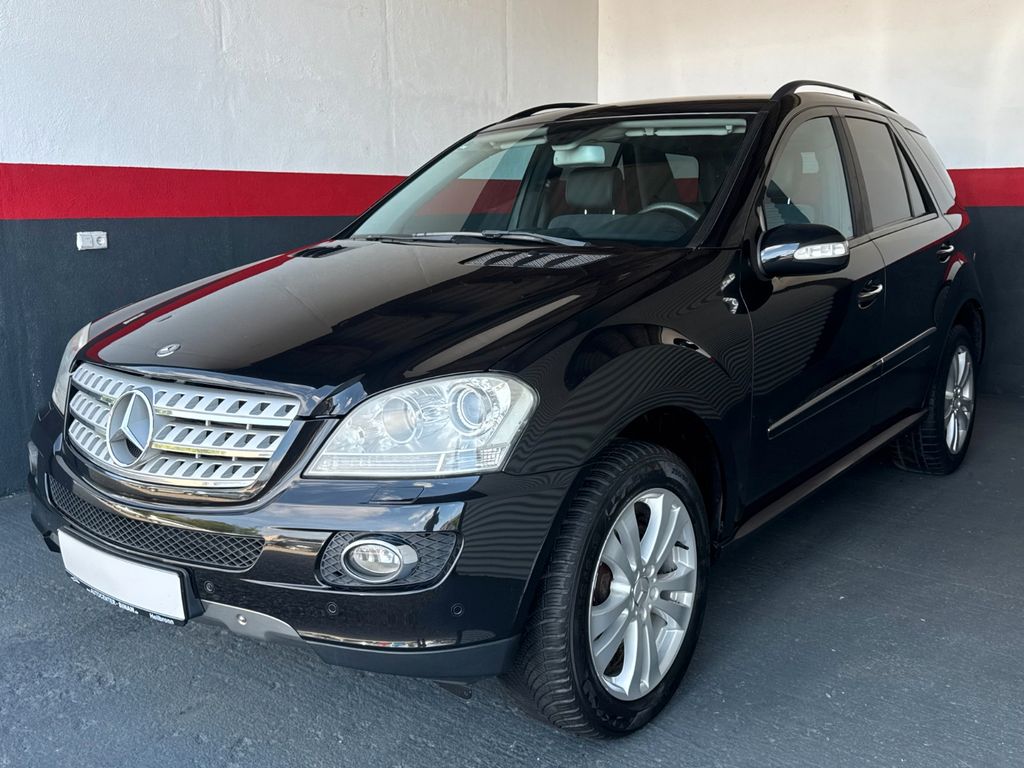 Mercedes-Benz ML 320