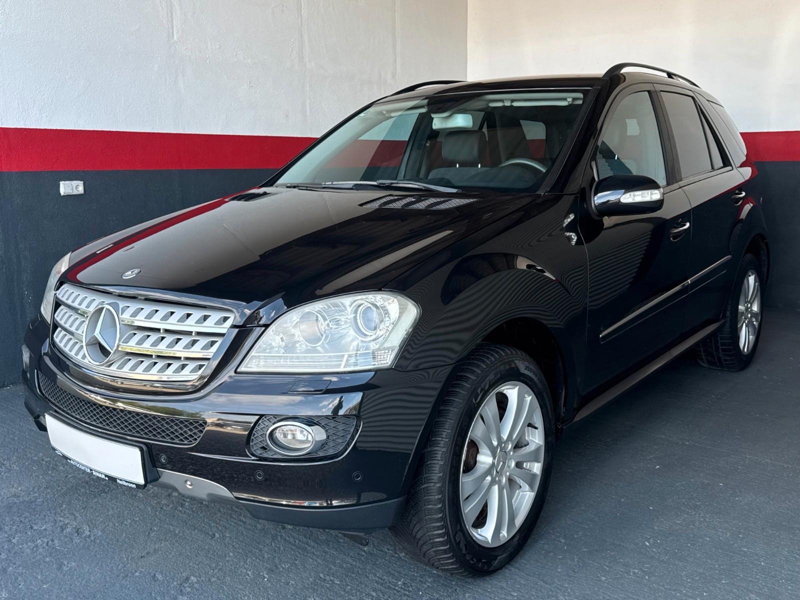 Mercedes-Benz ML 320 CDI SPORTPAKET 4 MATIC *NAVI BI-XENON*