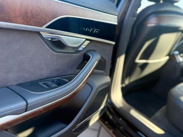 Audi A8 - 11