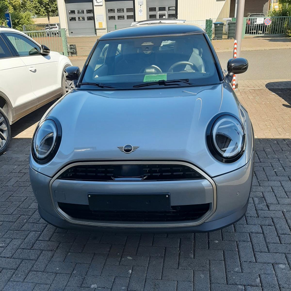 MINI Cooper C 1,5 Autom. 18" Alu-LED-NAVI-Kamera-PDC