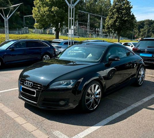 Audi TT 3,2 l seit 12 Jahren im Familie Be...