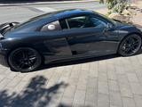 Audi R8 5.2 FSI plus S tronic quattro - - gebrauchte Audi R8 aus dem Jahr 2016