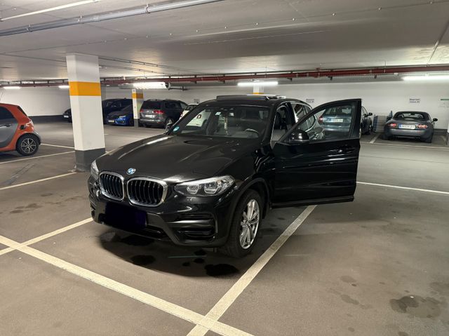 BMW X3 xDrive20d AT -
